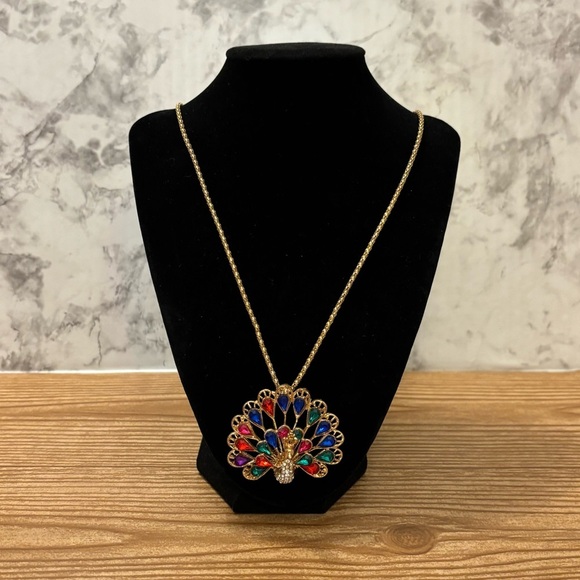 Betsy Johnson Peacock Crown Rhinestone Colorful Necklace Gold Tone - Picture 2 of 5